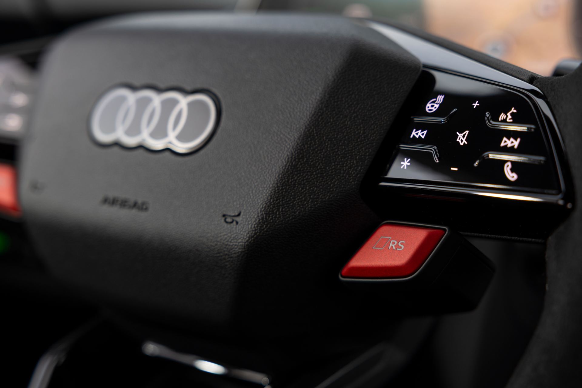2026 audi rs e tron gt performance steering wheel rs mode button