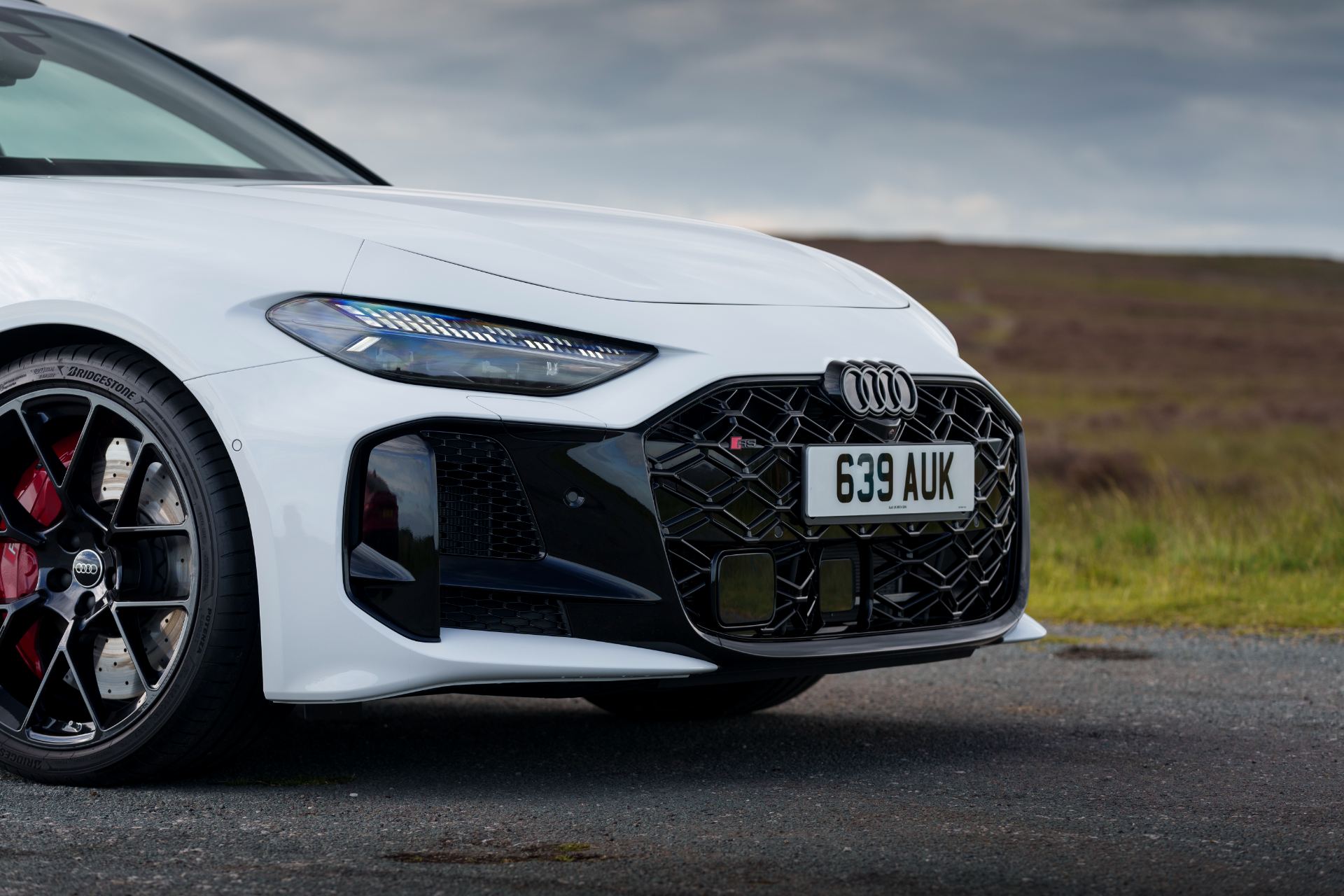 2026 audi rs 5 avant front detail white