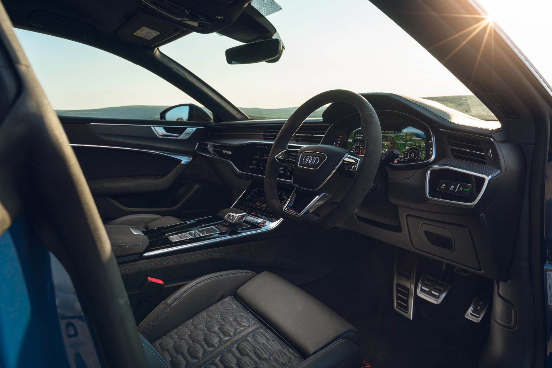 2025 audi rs 7 sportback performance interior cockpit door view