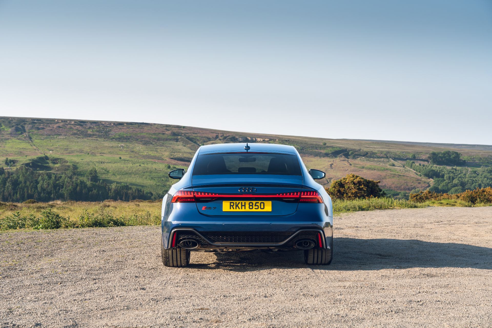 2025 audi rs 7 sportback performance rear moorland blue