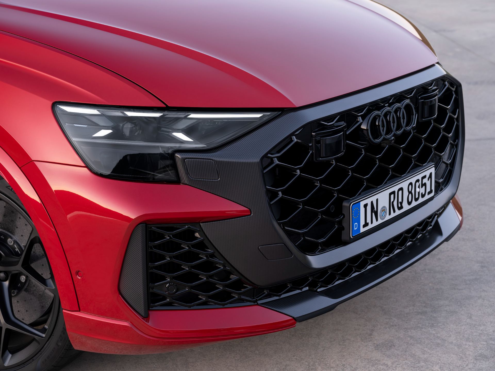 2027 audi rs q8 performance grille headlight red