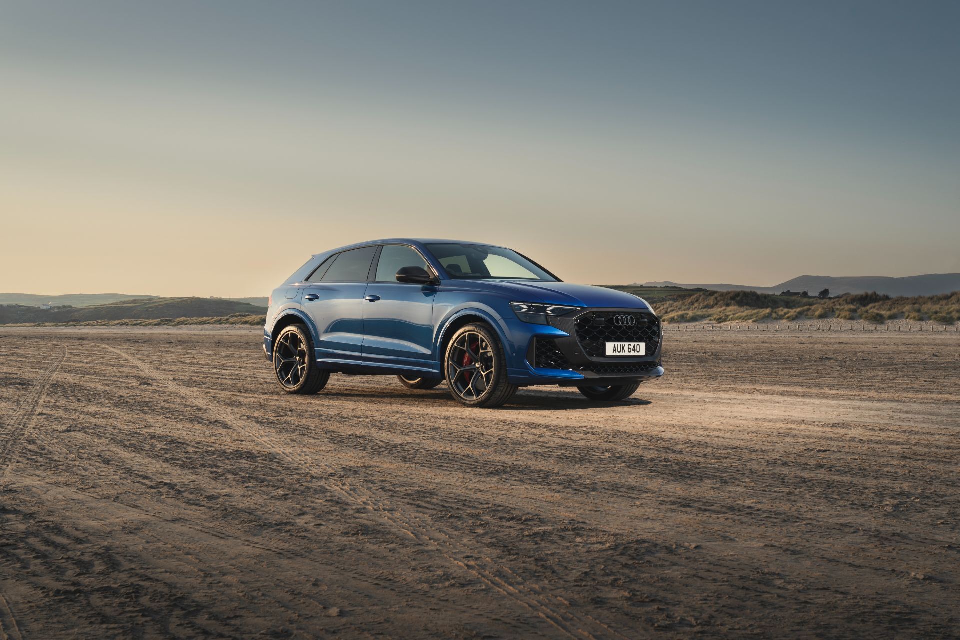 2026 audi rs q8 performance front three quarter beach blue
