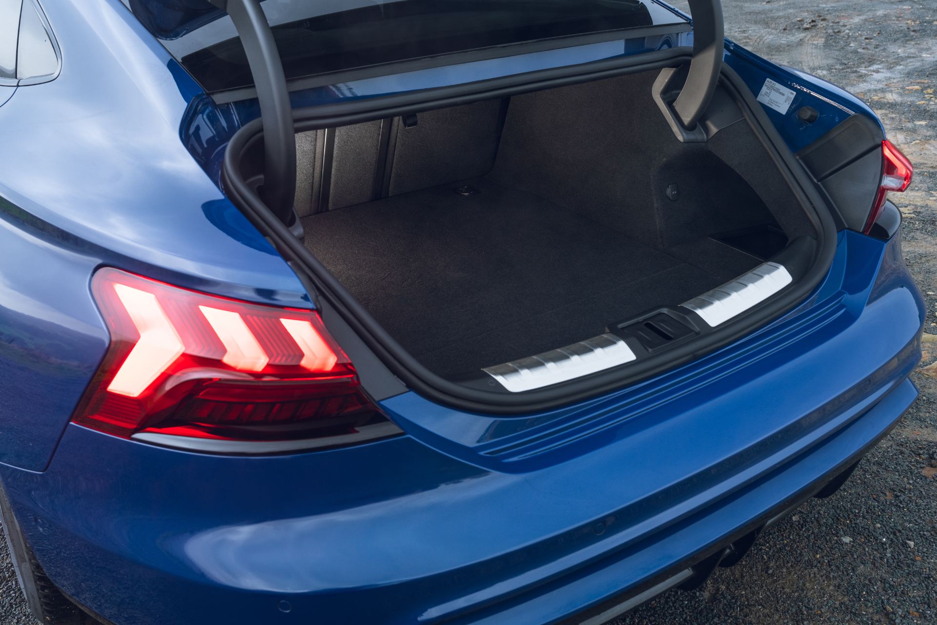 2026 audi s e tron gt quattro cargo space boot open blue