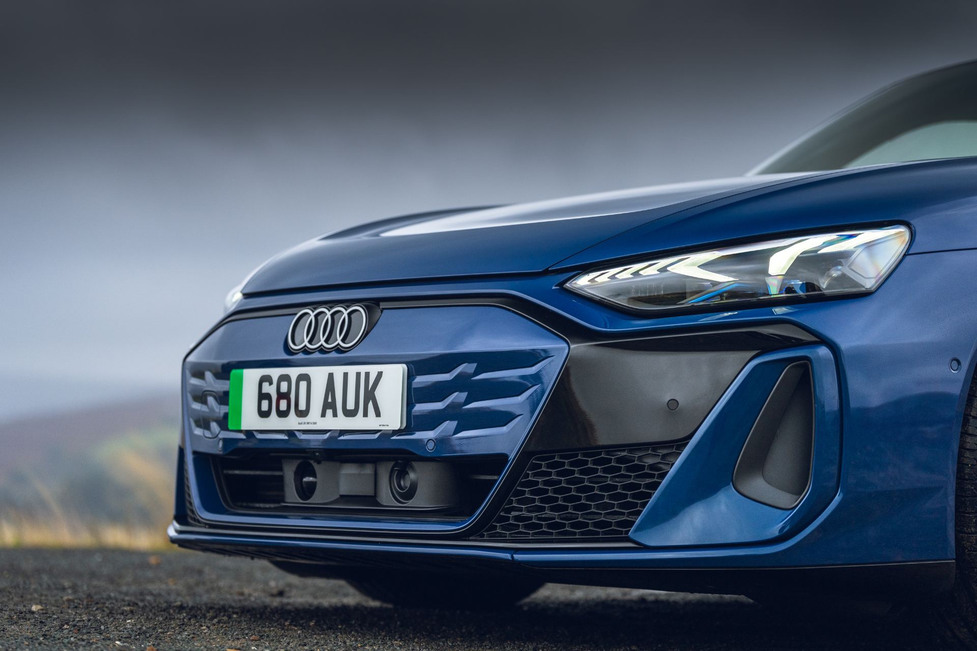 2026 audi s e tron gt quattro front grille headlight blue
