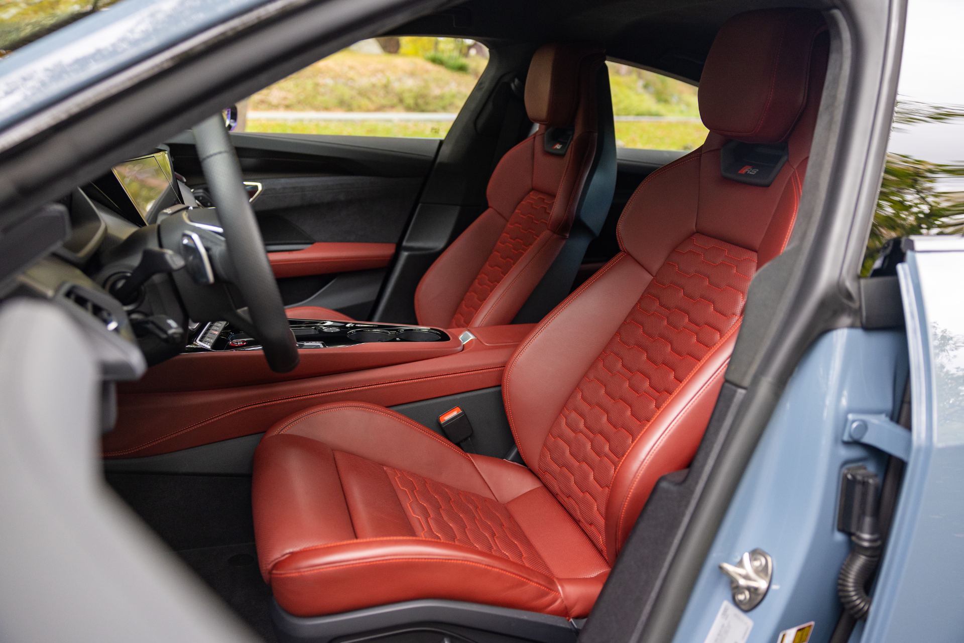 2026 audi s e tron gt interior front seats red leather