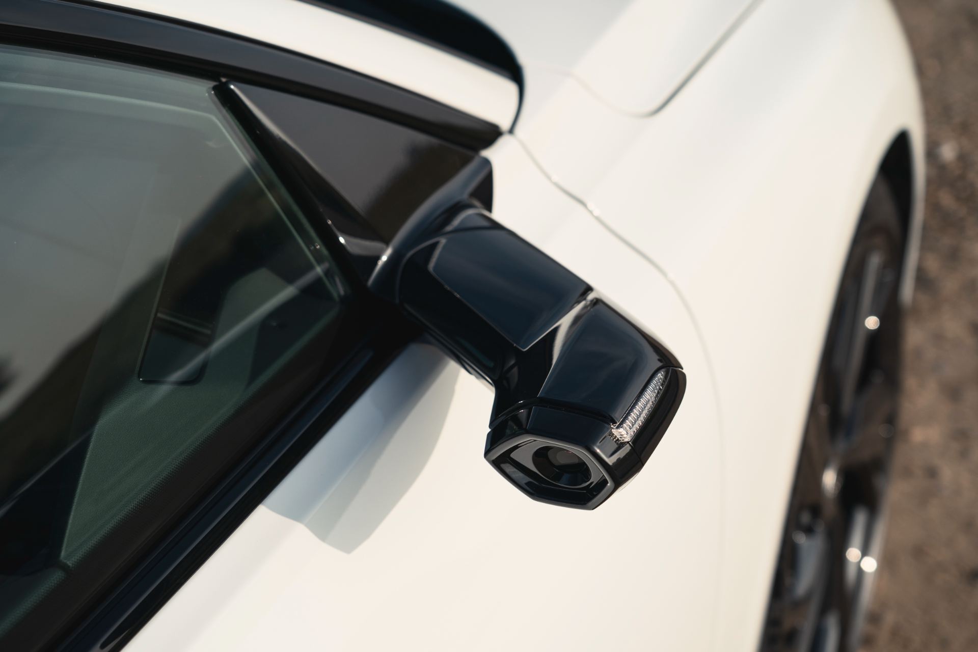 2026 audi s6 avant e tron virtual exterior mirror camera