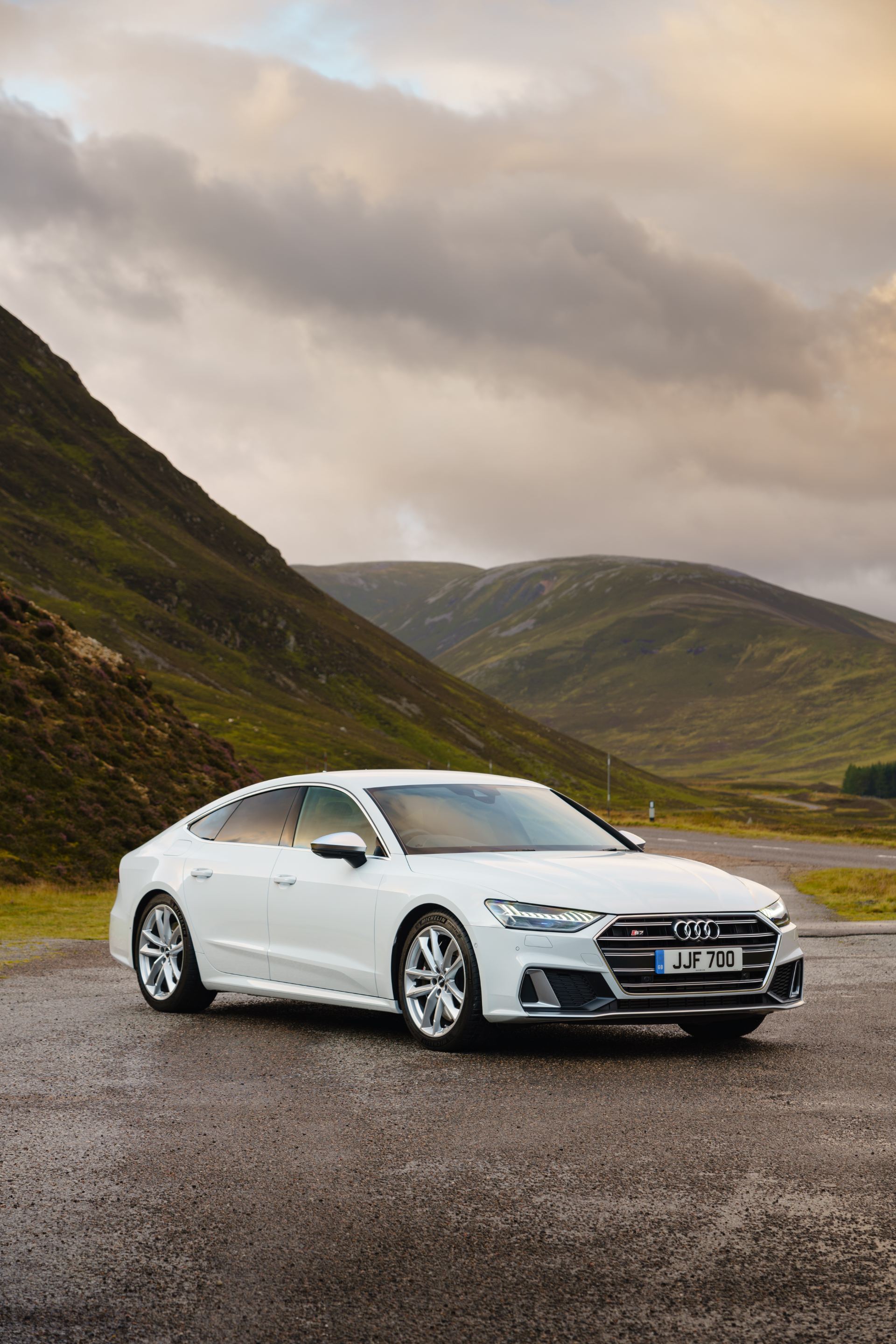 audi s7 sportback front three quarter portrait glen white