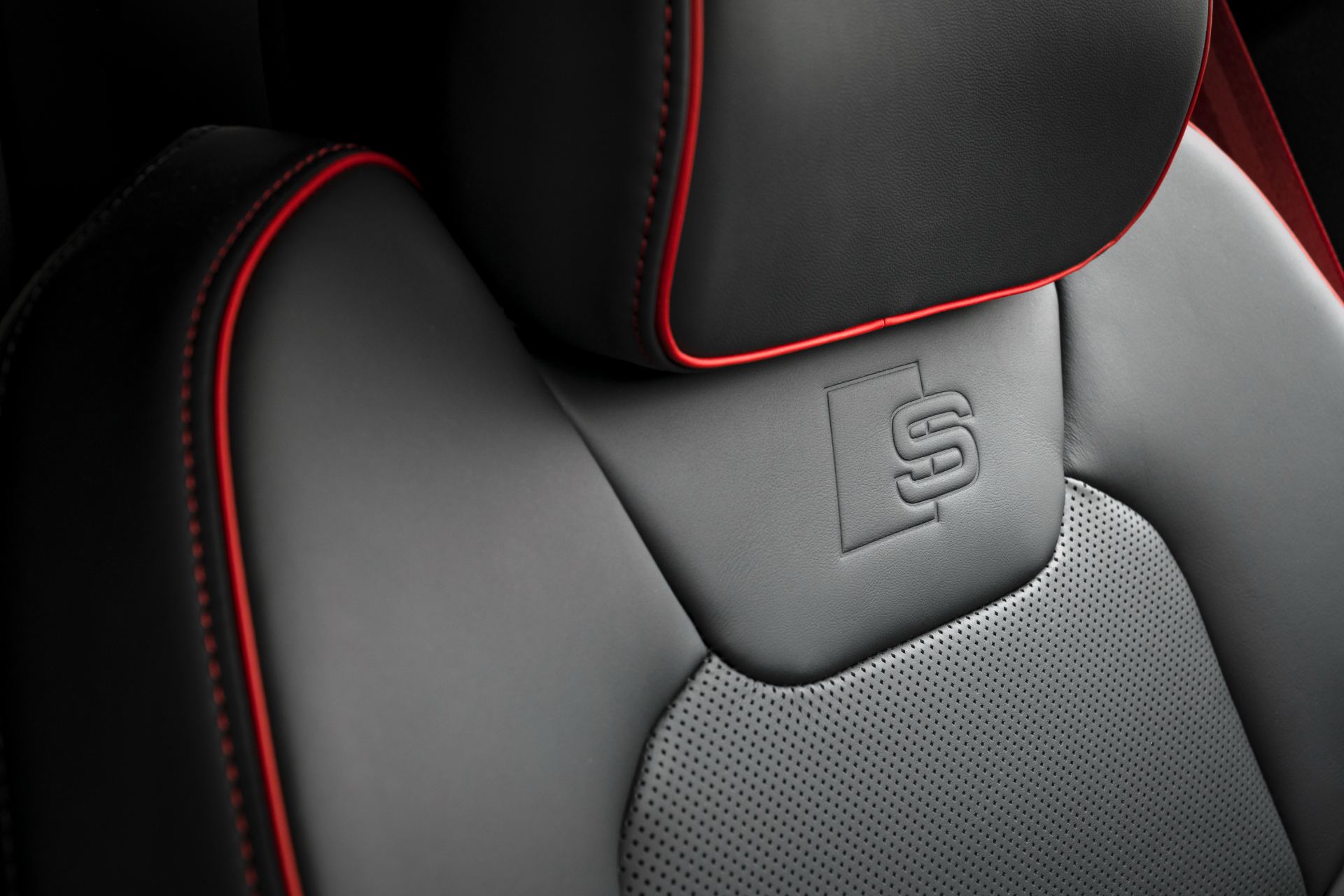 2025 audi s8 interior seat s logo red piping