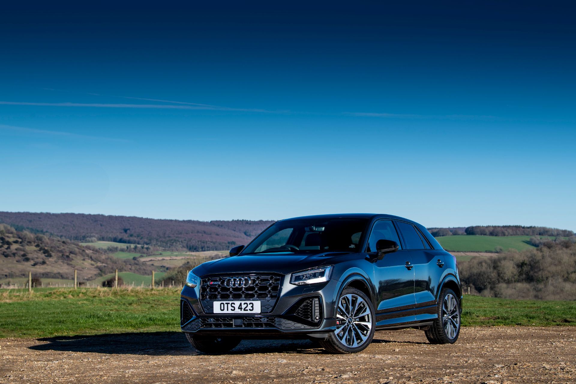 2025 audi sq2 front three quarter fields grey