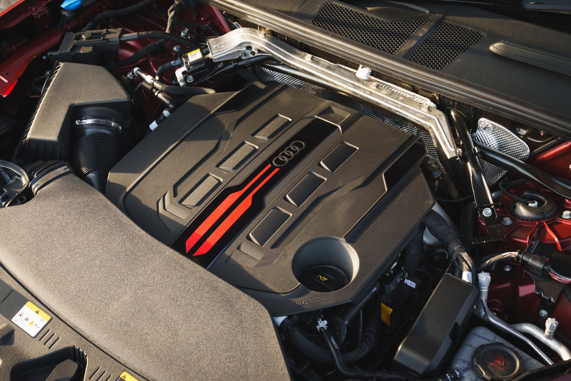 2026 audi sq5 sportback engine bay