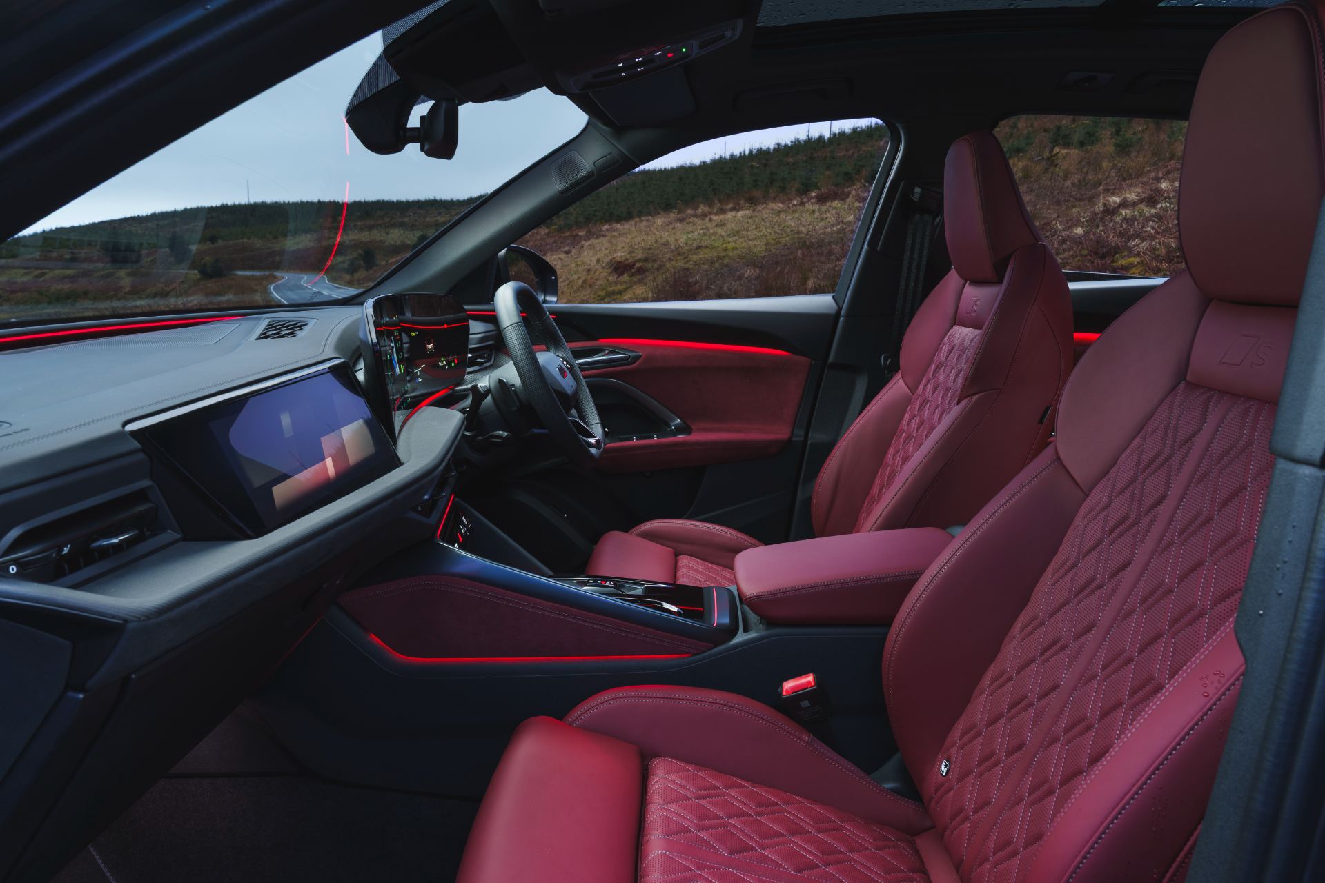 2026 audi sq5 interior front seats red leather