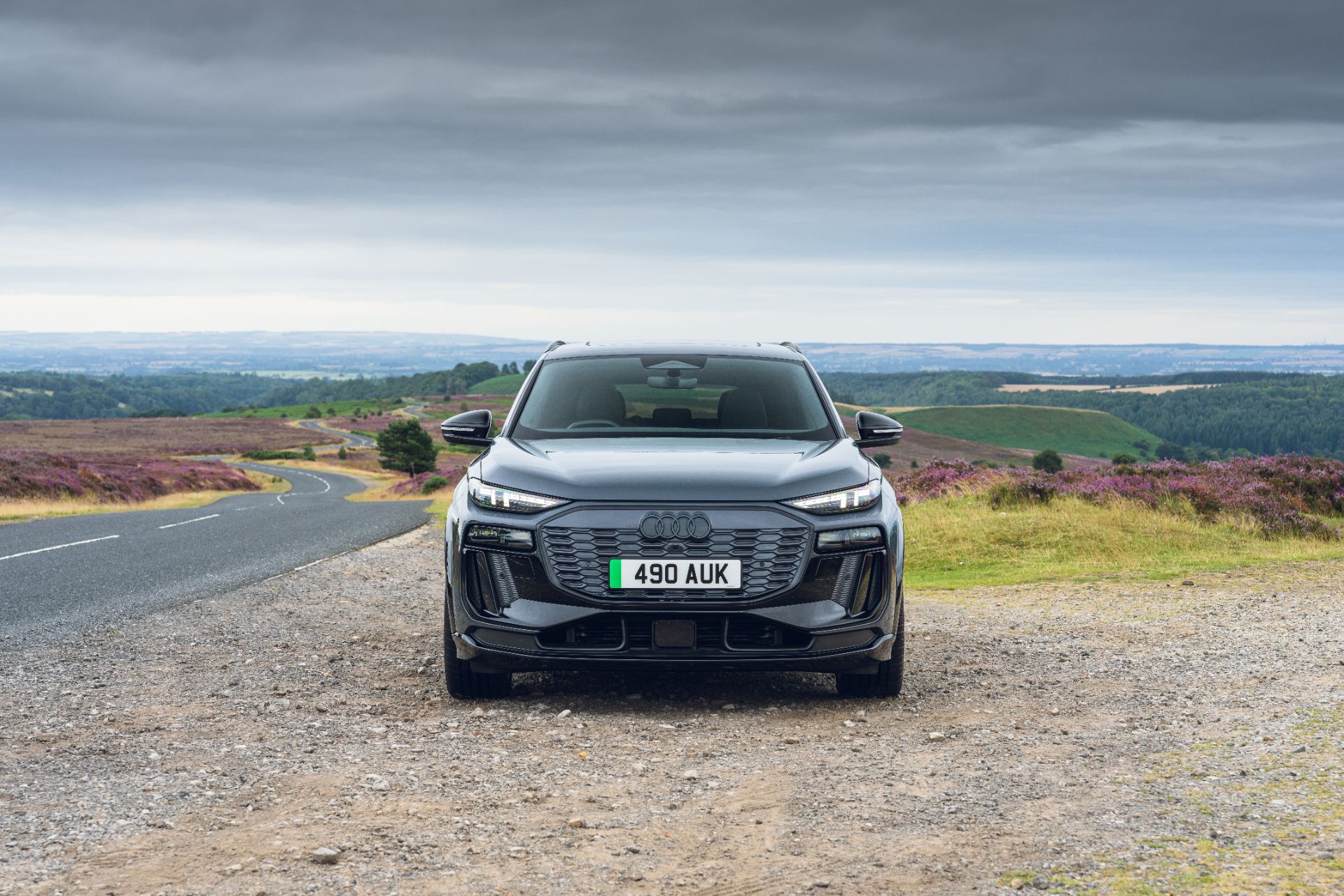 2026 audi sq6 e tron front heather grey