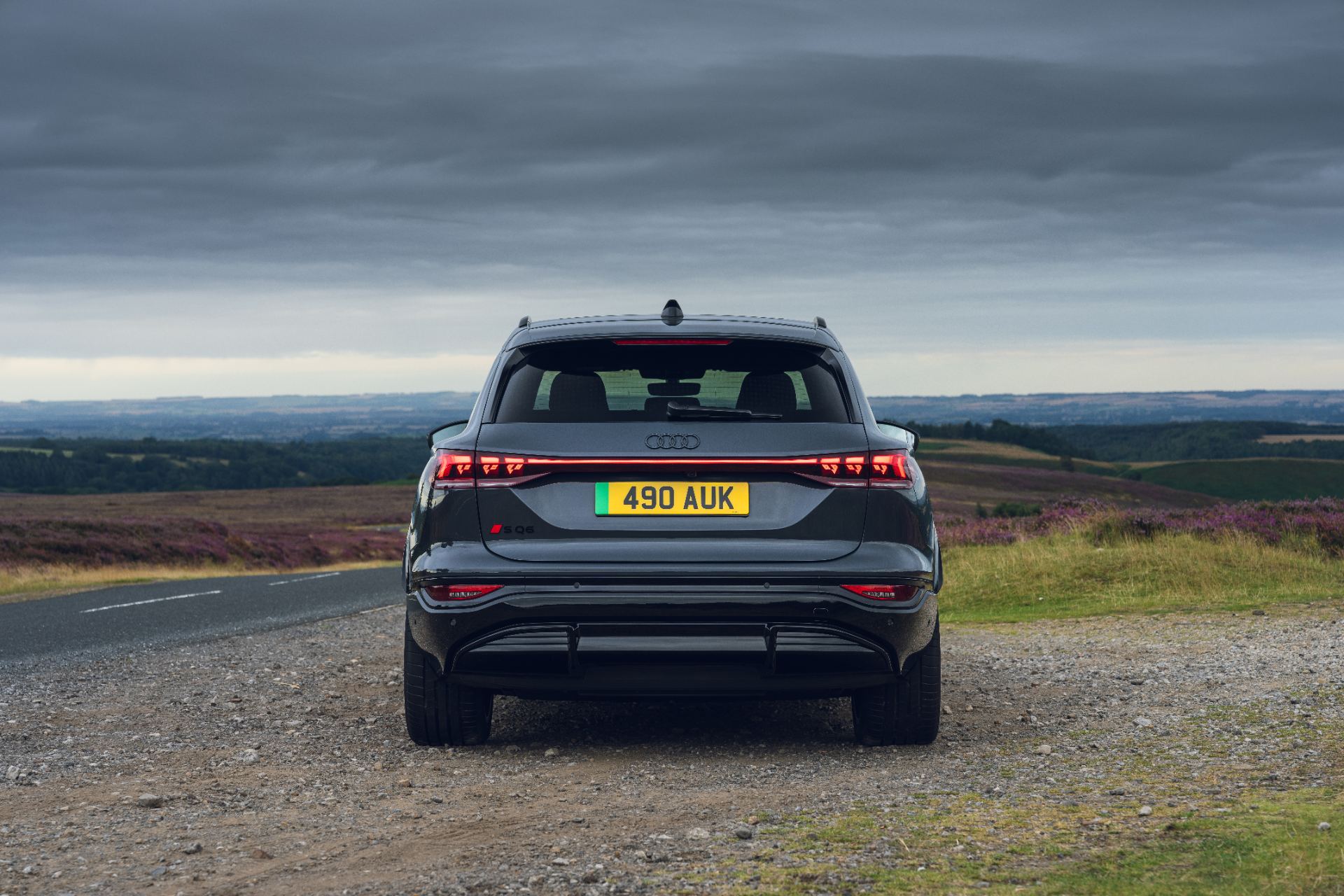 2026 audi sq6 e tron rear heather grey