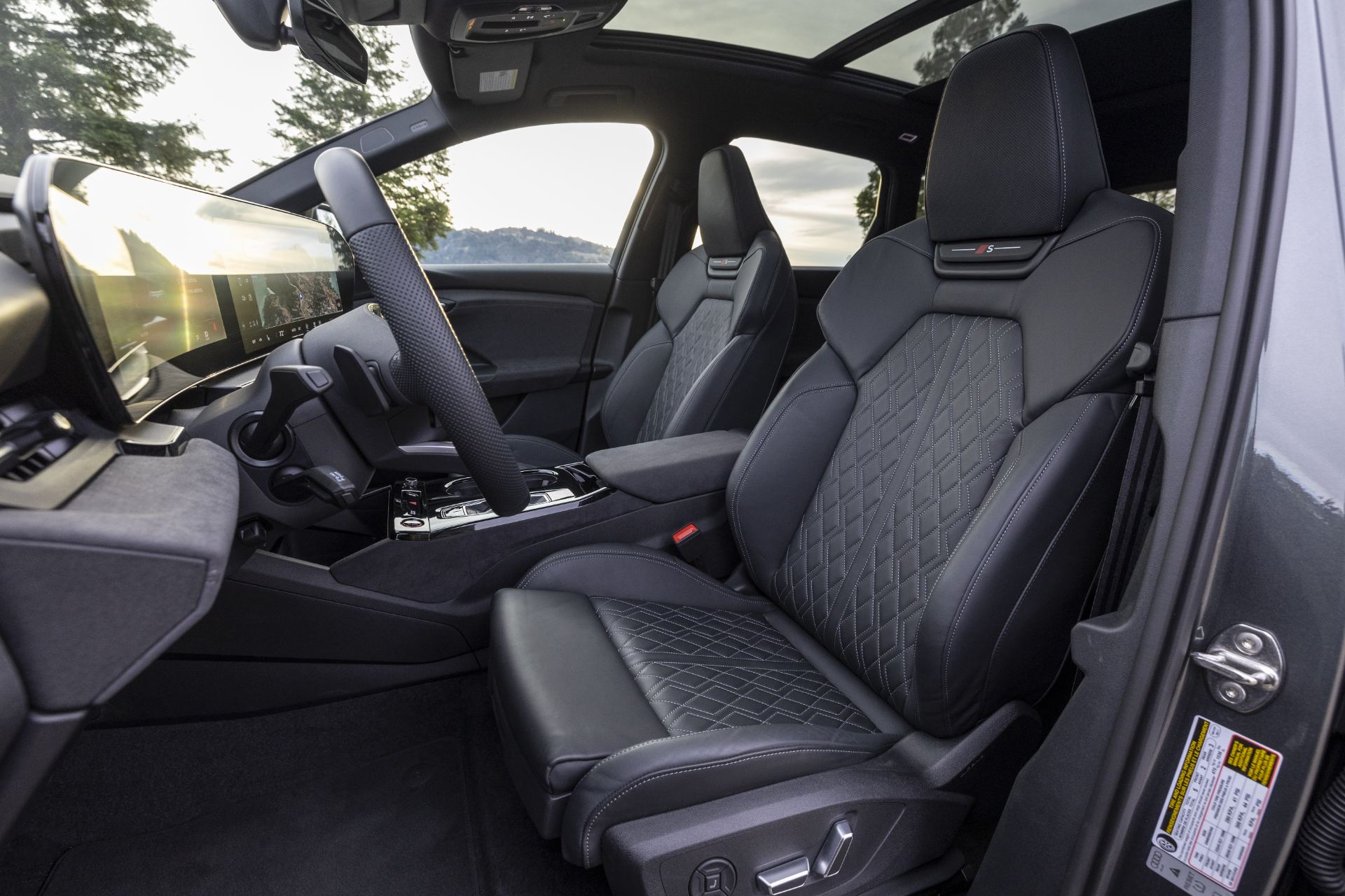 2027 audi sq6 e tron interior front sport seats