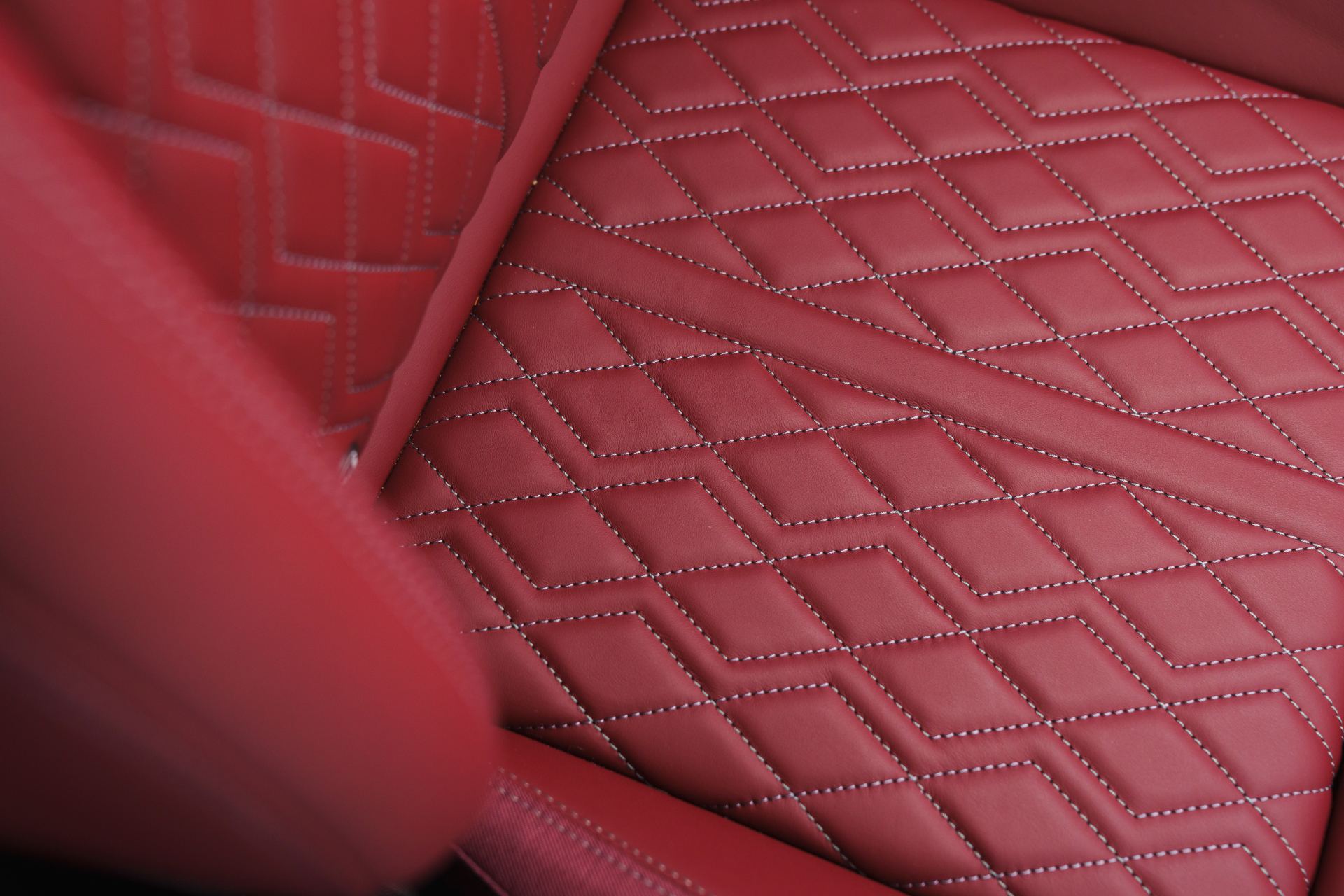 2026 audi sq6 sportback e tron interior red leather quilting