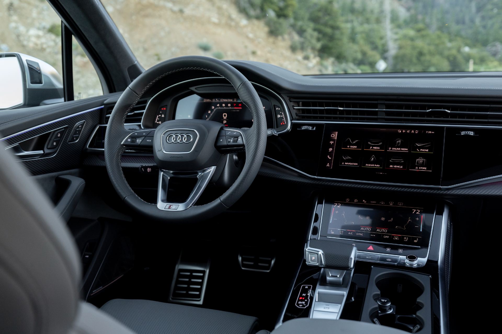 audi sq7 interior cockpit driver view