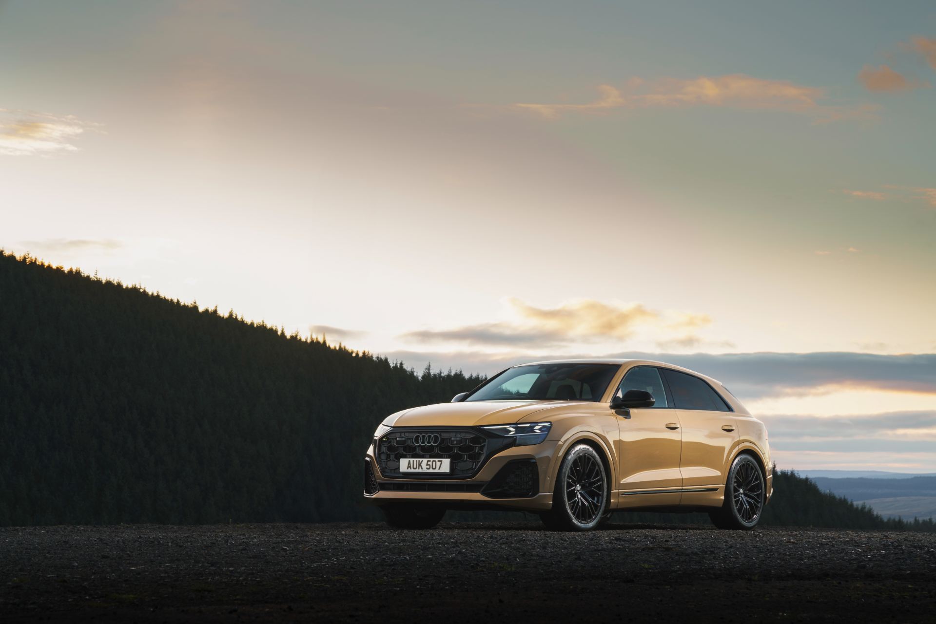 2026 audi sq8 front three quarter beige