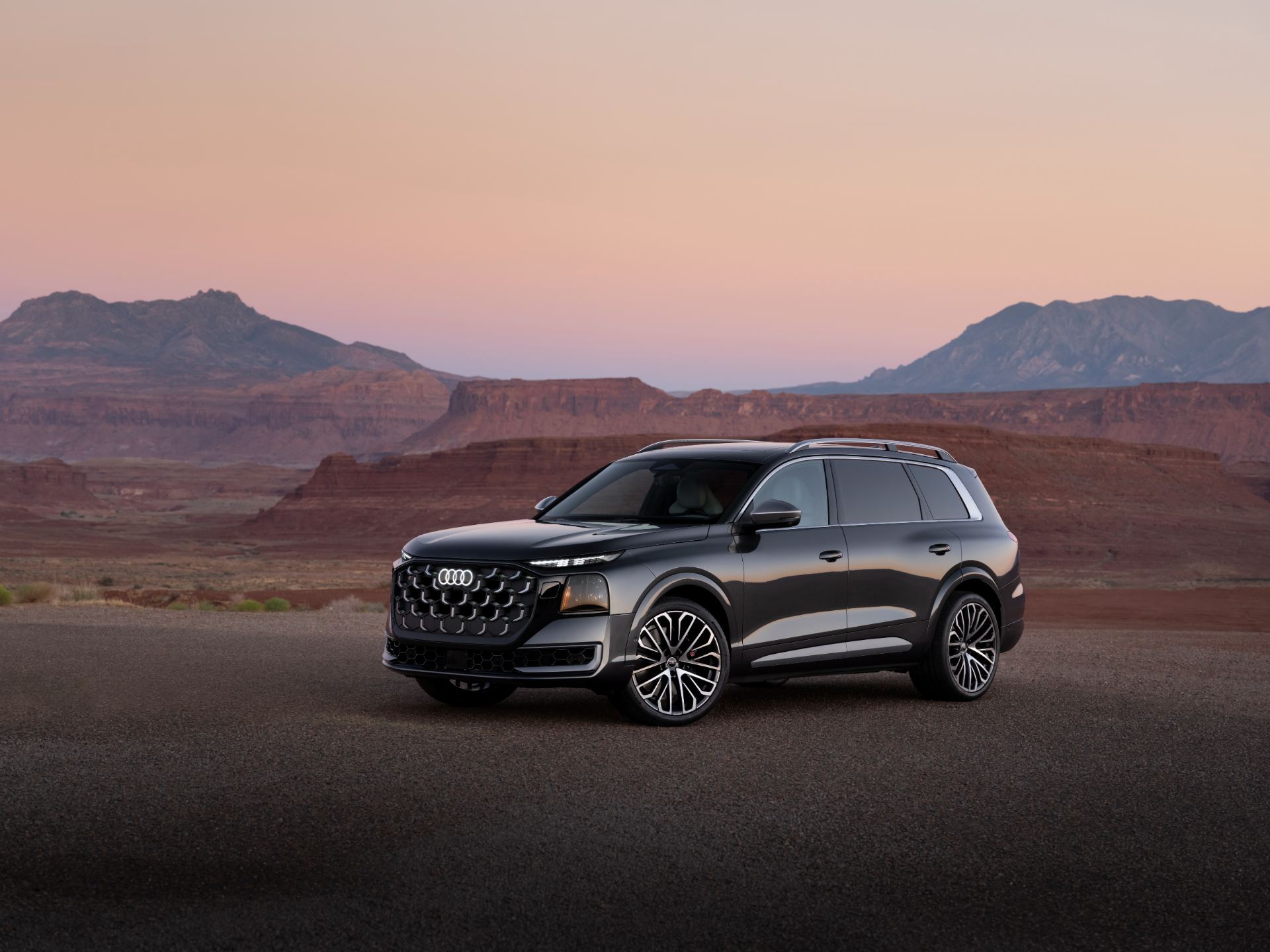 2027 audi sq9 front three quarter dusk grey